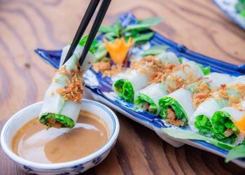 Ngon xỉu với Top quán bánh ướt thịt nướng Huế